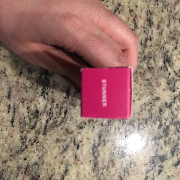 BareMinerals Moxie Lipgloss - Picture 2 of 2